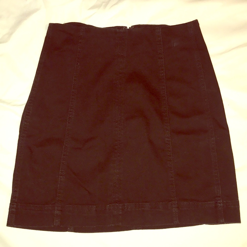 Black mid waist skirt